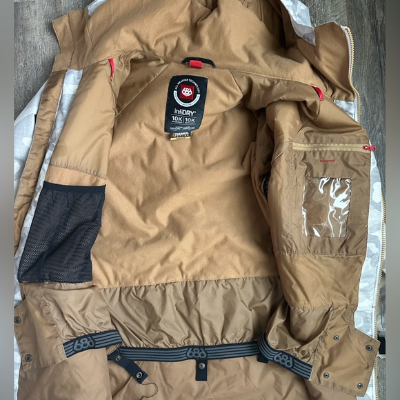 686 Athena Insulated Jacket - Picture 3 of 4